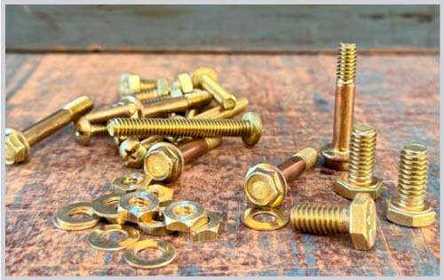 Tornillos y bulones para productos Crossio